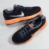 ราคา ส่งต่อ Nike แท้ (83106726)