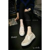 ราคา รองเท้าผ้าใบทรง Slip on (27580205)