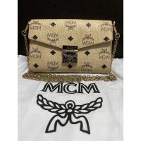 ราคา MCM Millie Flap Small Crossbody in Visetos BK (มือสอง) (24171066923)