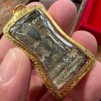 ราคา พระมเหศวร พิมพ์ใหญ่ เนื้อชินเงิน กรุวัดพระศรีมหาธาตุ จังหวัดสุพรรณบุรี พร้อมบัตรรับรองพระแท้ (43862193043)