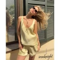 ราคา ชุดนอนสตรี Ironknight ดีไซน์เสื้อแขนกุดเปลือยหลังมีโบหน้าอก และกางเกงขาสั้นมีเชือกผูก ทำจากผ้าซาตินสีทึบ (43625745106)