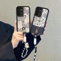 ราคา SAMSUNG หรูหราวินเทจดอกเคมีเลียสีดําสีน้ําตาลผีเสื้อดอกไม้หนังเทียมโทรศัพท์เชือกเส้นเล็กนุ่มเต็มเลนส์ปกป้องกรณีโทรศัพท์สําหรับ กาแลคซี ส25อัลตร้าสําหรับซัมซุงปกหลังก (50650670858)