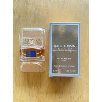 ราคา Givenchy Dhalia Divin Le Nectar EDP 5 ml. จีวองชี่น้ำหอมขนาดทดลอง ผู้หญิง 5 มิล (15921521018)