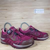 ราคา รองเท้ามือสอง K2 37-37.5/23.5 cm. (GORE-TEX กันน้ำ) (20993827503)