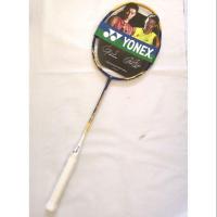 ราคา ไม้แบดมินตัน YONEX NANORAY 9 (5701811037)
