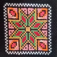 ราคา ผ้าปักชาวเขาลายดอกแปดแฉกสีเหลือง/เขียว (26167842097)