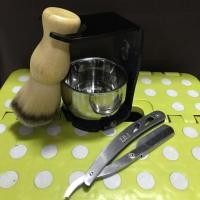 ราคา ชุดโกนหนวด+มีดโกนสแตนเลส (1603914027)