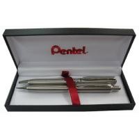 ราคา Pentel ชุดปากกาลูกลื่น+กล่อง รุ่น QBA810 (5695087736)