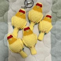 ราคา สินค้าใหม่พร้อมสต็อกโครเชต์ดอกโบตั๋นนกแก้วสีเหลืองพีชนกแก้วขนสัตว์จี้พวงกุญแจโครเชต์ถักต้นฉบับน่ารักรุ่นผลิตภัณฑ์สําเร็จรูป20250926 (41271558090)