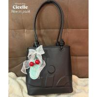 ราคา CICELLE กระเป๋าแจกัน สีดำ✨ ใบใหม่(new in pack) (44410616430)