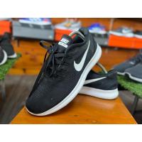 ราคา รองเท้ามือสองของแท้ Free Running เบอร์ 43 ยาว 27.5 ซม. สวย ไม่มีตำหนิ สีดำ ใส่สบาย เบามาก ป้ายด้านในหลุดหาย (27454481507)