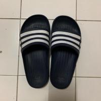 ราคา รองเท้าแตะ adidas มือสองของเเท้ (1964276684)