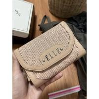 ราคา ELLE กระเป๋าสตางค์ผู้หญิง ใบกลาง สีครีมสามพับ หนังแท้ มือสองตามสถาพการใช้งาน (15095482483)