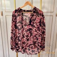 ราคา [USED ส่งต่อ] เสื้อมือสองลายดอก ZARA แท้ % (23886978053)