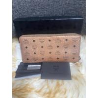 ราคา Used MCM wallet แท้ 100% (25414239820)