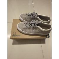 ราคา รองเท้าผ้าใบ fred perry ของแท้ (13077020319)