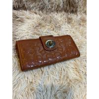 ราคา พร้อมส่ง**กระเป๋าสตางค์ใบยาว Coach แท้มือสอง (22533950441)