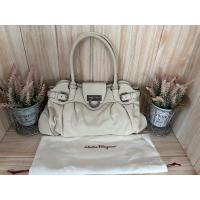 ราคา Ferragamo Sholder Bag‼️ (25202807881)