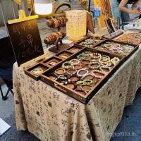 ราคา แลนติงซู สร้อยข้อมือใหม่สไตล์จีนผ้าฝ้ายผ้าลินินแผงลอยการประดิษฐ์ตัวอักษรตลาดกลางคืนเฉพาะผ้าปูโต๊ะแผงลอยผ้าปูโต๊ะสไตล์จีนโบราณ เคทีเจเอฟ (47800996129)