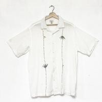 ราคา เสื้อฮาวายสีขาวลายต้นไผ่ (10572454056)