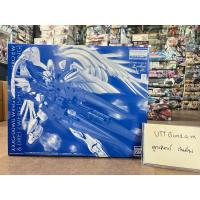 ราคา Bandai Gundam MG /100 Wing Gundam Zero EW & Drei Zwerg [Special coating] (29163879343)