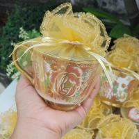 ราคา แก้วกาแฟเบญจรงค์ แพคถุง ใบใหญ่สวยงาม ฟรีป้ายชื่อ ติดไปให้เรียบร้อยแจกได้เลย ของชำร่วยงานแต่ง ของรับไหว้ งานเกษียณ (16880660343)