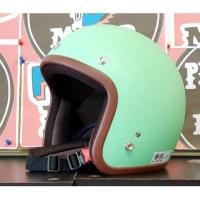 ราคา หมวกกันน็อคคลาสสิค Avex Lb Plus สีเขียวอ่อน ขอบน้ำตาล (3723040511)