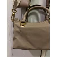 ราคา Charles & Keith ของแท้ มือสอง (22353170622)