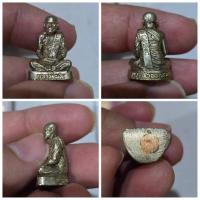 ราคา รูปหล่อหลวงพ่อเงิน ปี 2552 มียันต์ที่จีวร อุดกริ่ง ปั๊มรูป "ธ" ปีที่จัดสร้าง: พ.ศ. 2552 สถานที่สร้าง: วัดบางคลาน จ. (24938242766)