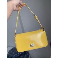 ราคา กระเป๋าสะพายข้าง Guy Laroche รุ่น CLASSIC(สีเหลือง) (3761125364)