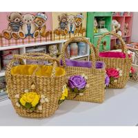 ราคา งานปักริบบิ้นบนกระเป๋าสานผักตกชวา✨ (53952473214)