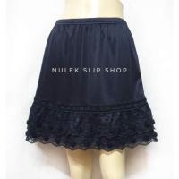 ราคา กระโปรงซับในต่อชายระบาย รุ่นระบายลูกไม้สีดำ 2 ชั้น (7517722858)