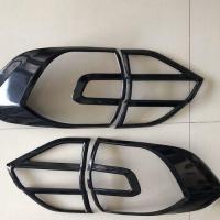 ราคา ครอบไฟท้าย ฟอร์ด เอเวอร์เรส Ford Everest 2015-2020 สีดำเงา (17240269110)