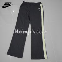 ราคา ❤️Nike กางเกงวอร์มขายาว แถบสีเขียวมะนาวสวยๆ งานมือสองสภาพมือหนึ่ง❤️ (2774251776)