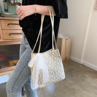 ราคา (ส่งจากไทย)กระเป๋าสะพายไหล่ กระเป๋าสานแต่งลูกไม้ น่ารักสุดๆ (5258025039)