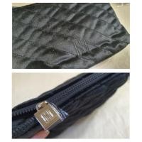 ราคา Hera Black Cushion Velvet Pouch (19×13×6cm) / Tweed Pouch (43665030490)
