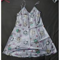 ราคา ชุดนอนกระโปรงผ้าซาตินมือสอง (40764800135)