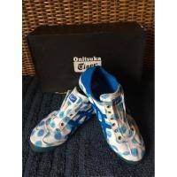 ราคา รองเท้าonitsuka tigerสีน้ำเงินลายจุด (7944757255)