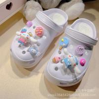 ราคา SANRIO การ์ตูนซานริโอออกแบบJibitsชุดMelody Catรองเท้าCharms Kuromi JibbitsอบเชยสุนัขJibitzออกแบบสําหรับผู้หญิงรองเท้าอุปกรณ์เสริมตกแต่ง (24824968191)