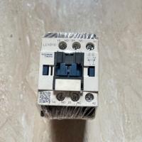 ราคา CONTACTOR CONTACTOR LC1D18M7 25A COIL 220V ต้นฉบับ (55651684516)
