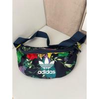 ราคา [READY] PRELOVED ADIDAS WAISTBAG FLORAL ORIGINAL FLOWER BAG (43468567807)