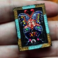 ราคา เทพจำแลงภมร หลังฝังตะกรุด4ทิศ ครูบากฤษณะ อินทวัณโณ ***เด่นด้านเมตตามหานิยม สีผึ้ง (5436171143)