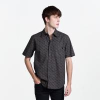 ราคา PLAYBOY PREMIUM PB LOOK เสื้อเชิ้ตแขนสั้น พิมพ์ลายทั้งตัว P1MT253SS033BK (43672978097)
