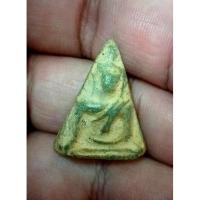 ราคา S004 พระนางพญาเขียว หน้าหนุ่ม หลังเรียบ พิมพ์เล็ก กรุนครไทย พิษณุโลก คราบฟองน้ำเต้าหู้ สวยงดงามจับใจ เสริมดวง ปรับดวง (13562101184)