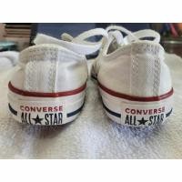 ราคา มือสอง (ซัก) Unisex Converse Kids White Chuck Taylor All-Star ไม่มีกล่อง (ขายปลีกราคา S$ 69.00) (26717007490)