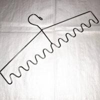 ราคา กันตุนแกน 10 หลุมเหล็กหวีไม้แขวนเสื้อเหล็กไม้แขวนเสื้อรูเหล็ก (44222693848)