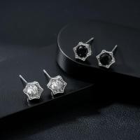 ราคา ดาวหกแฉกสีดําสีขาวเพทายต่างหูผู้ชายผู้หญิงแฟชั่นทุกการแข่งขันต่างหูเจาะหู (27181947810)