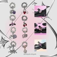 ราคา สายรัดรองเท้านักเรียนรุ่นจี้สายรัดรองเท้านักเรียนจี้ห้อยรองเท้านักเรียนสายรัดเข็มขัดนักเรียนพร้อมส่งミ★✫彡❀ ✿㋛ (26736883070)