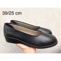 ราคา รองเท้าใส่ทำงาน สีดำล้วน (1751364654)