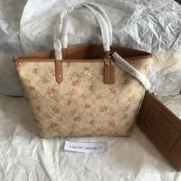 ราคา Coach tote กลับด้าน (1924195560)